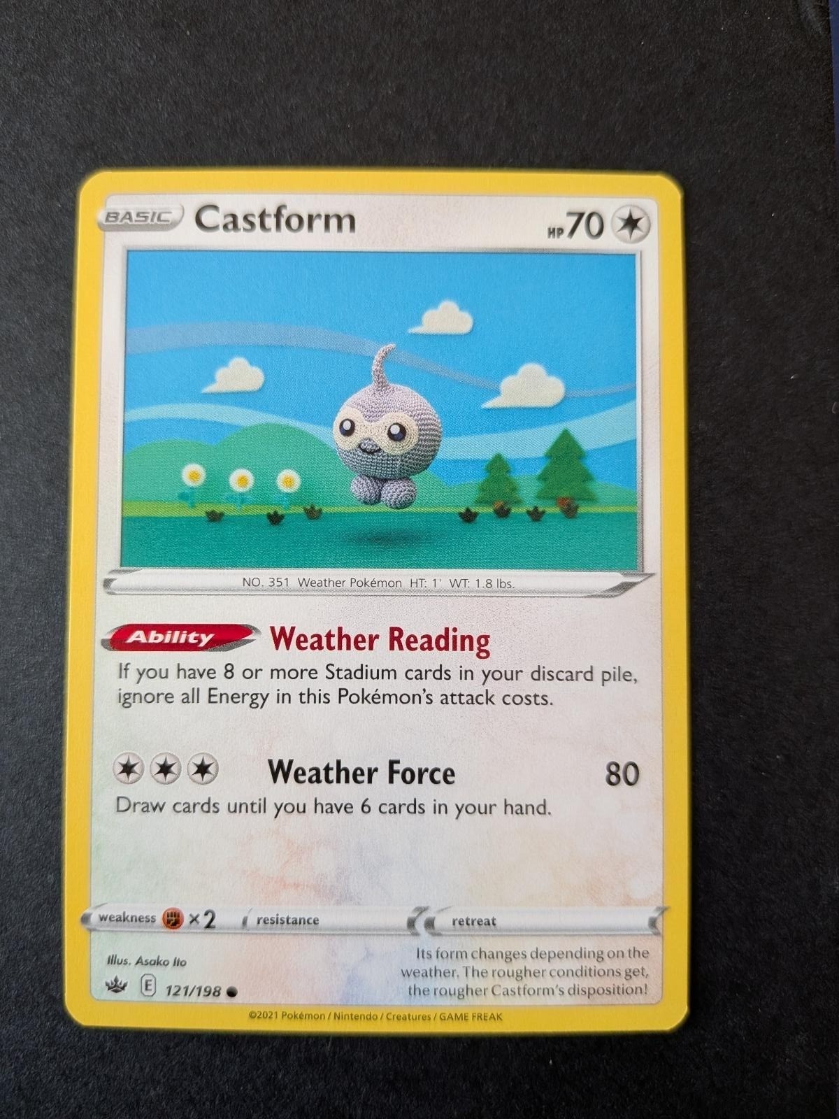 Castform 121/198 Common Chilling Reign Pokemon Lightly Played