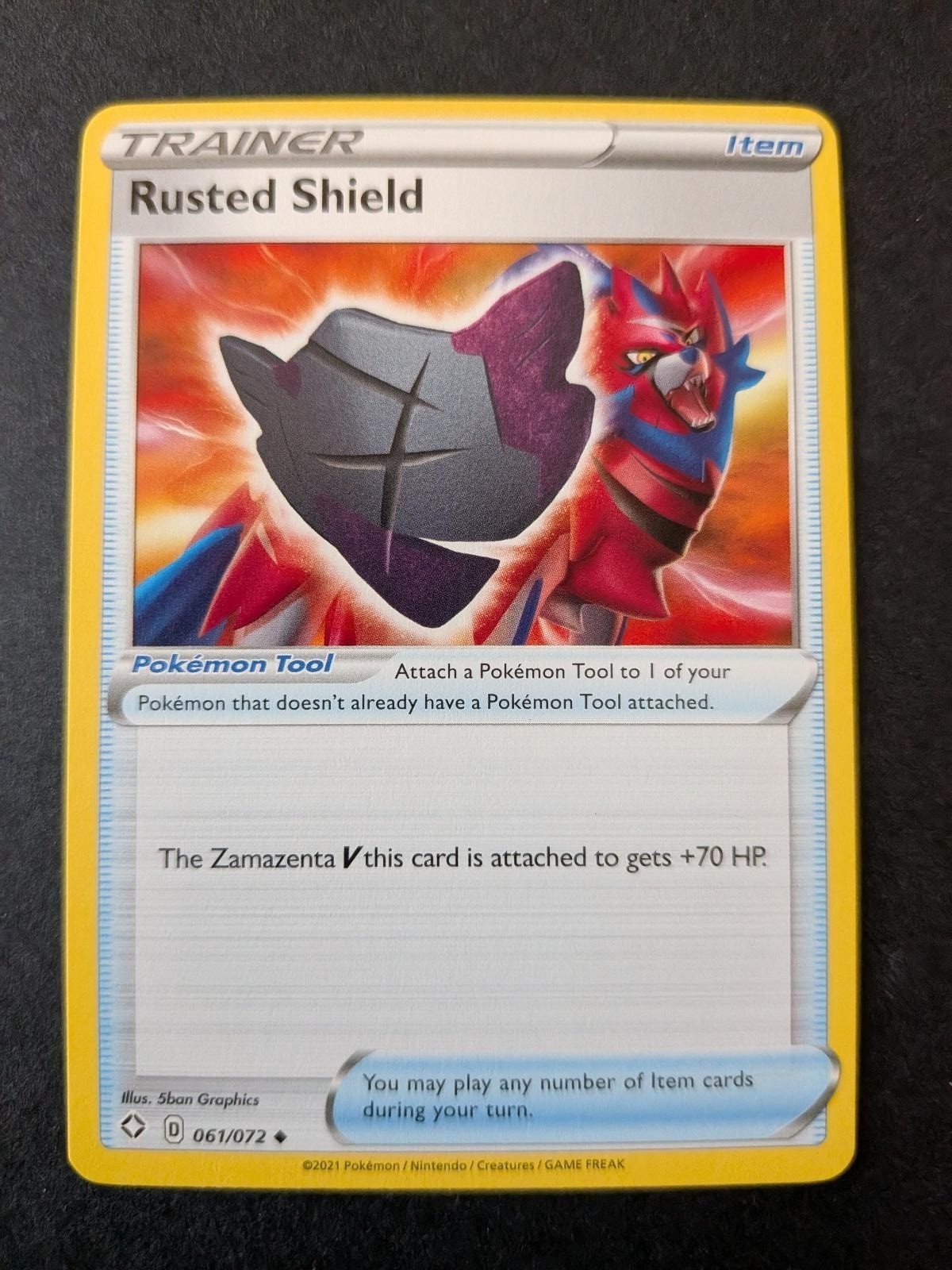 Rusted Shield 061/072 Uncommon Shining Fates Pokemon Lightly Played